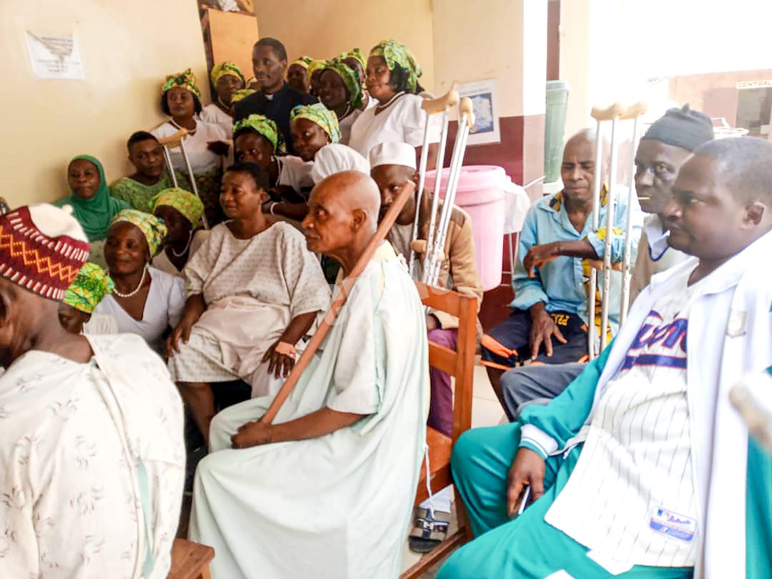 Patients of the Wound Care wards came out to thank the philanthropic endeavores of the Ndu Field Women