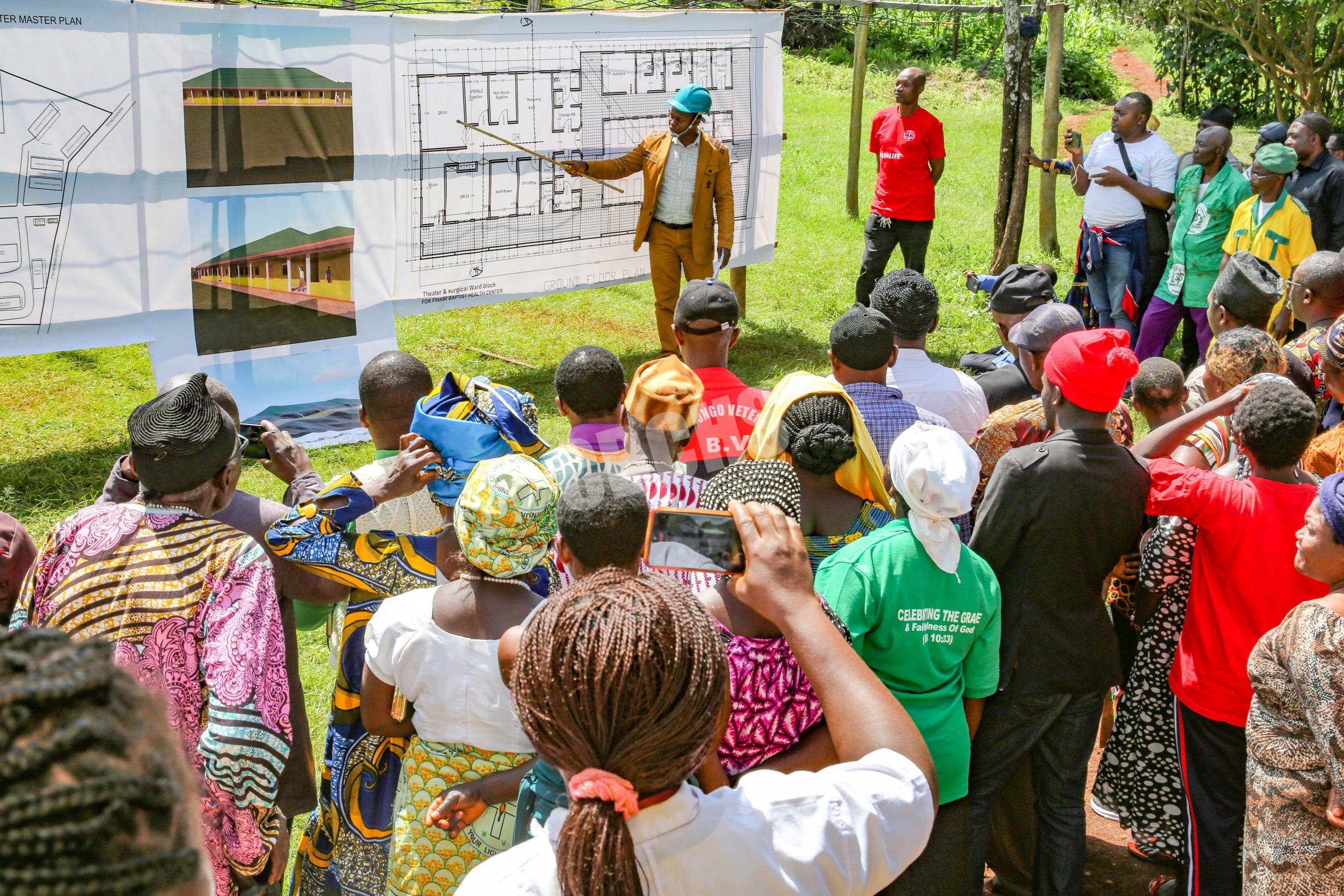 Presentation of the project by TSD civil engineer, Mr. Temukum Courage Apeh