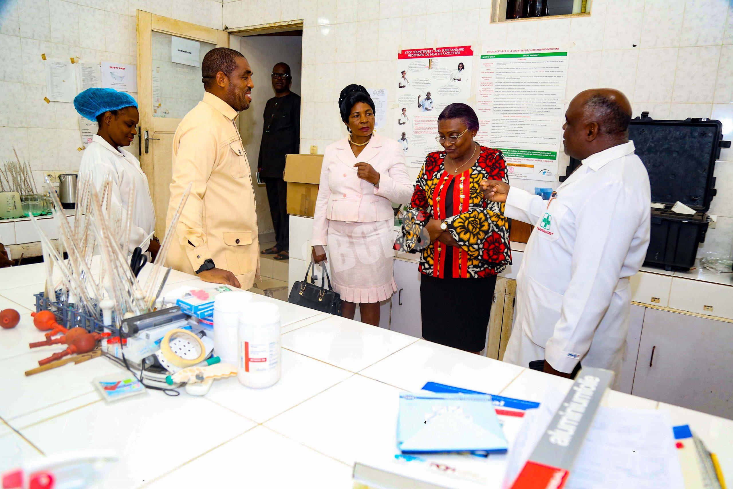 CP General Manager, Pharmacist Ngah Edward explaining the challenges of the outfit