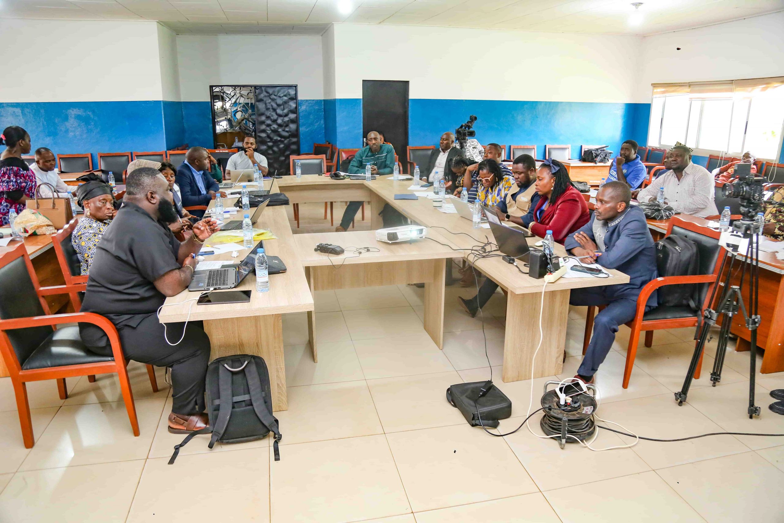 Discussions for a better understanding of the project and the key roles of each stakeholder explained