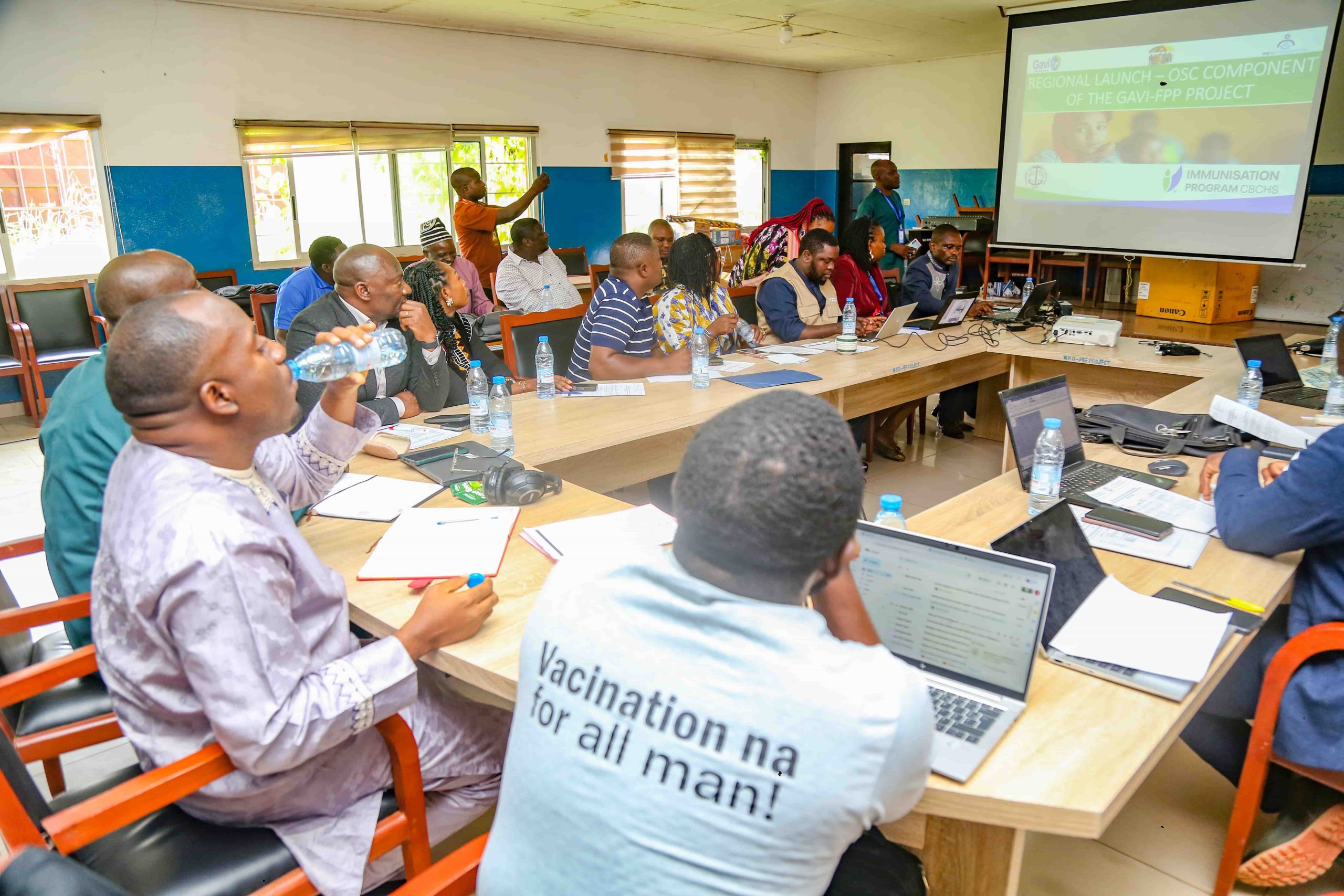 The project Coordinator Mr Dimba projects the FPP project to attendees