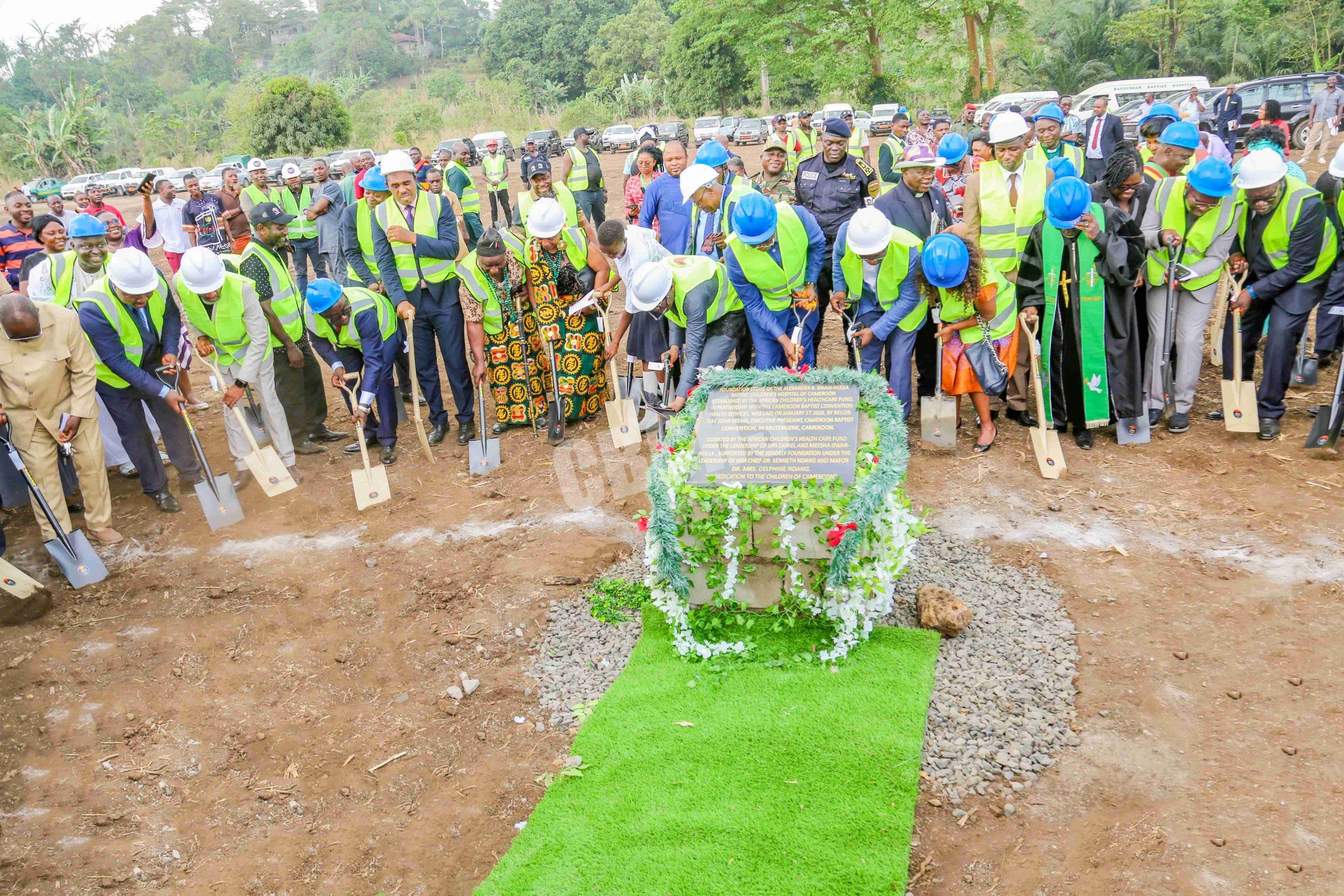 Breaking the ground for construction work to begin on the Children Hospital