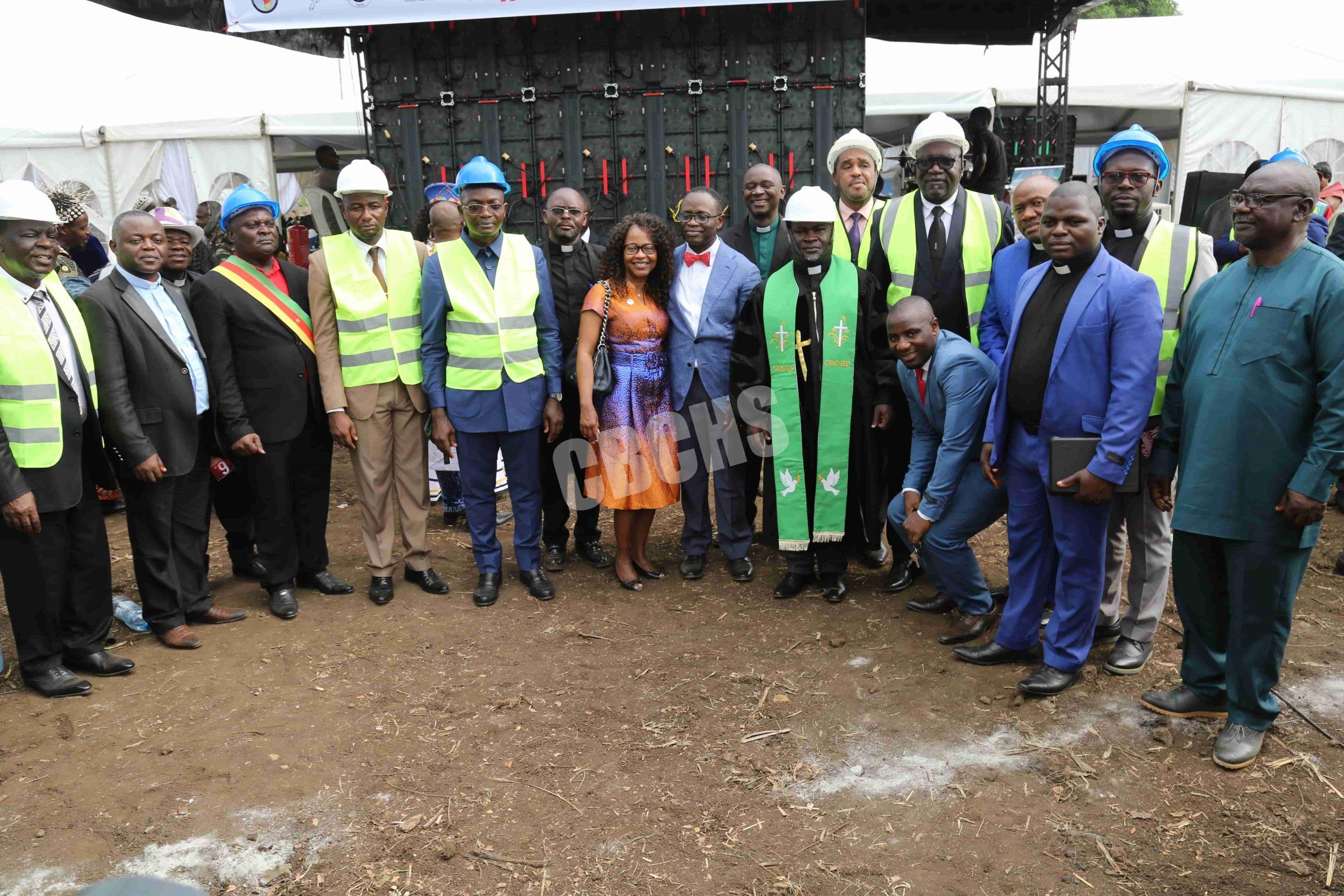 Cross Section of Administrative, Church and Civil Society Leaders at the Ground Breaking Ceremony