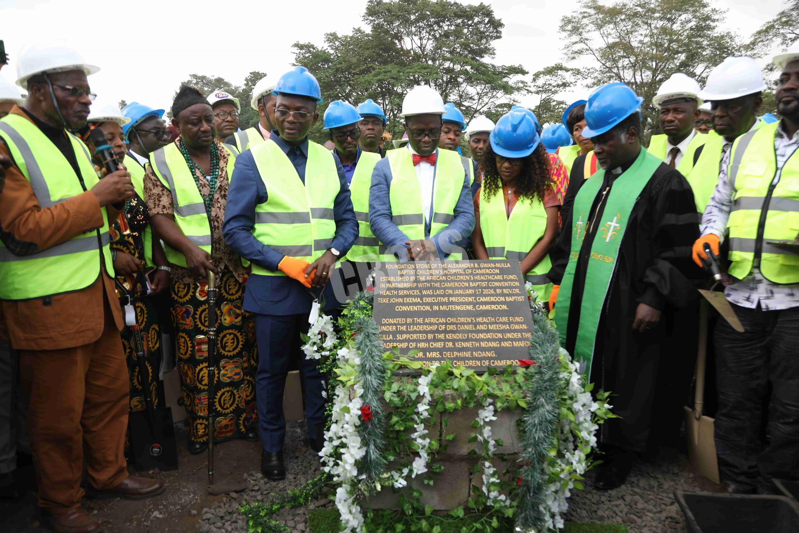 Offficials Laying the Foundation Stone of the World Class Children Hospital