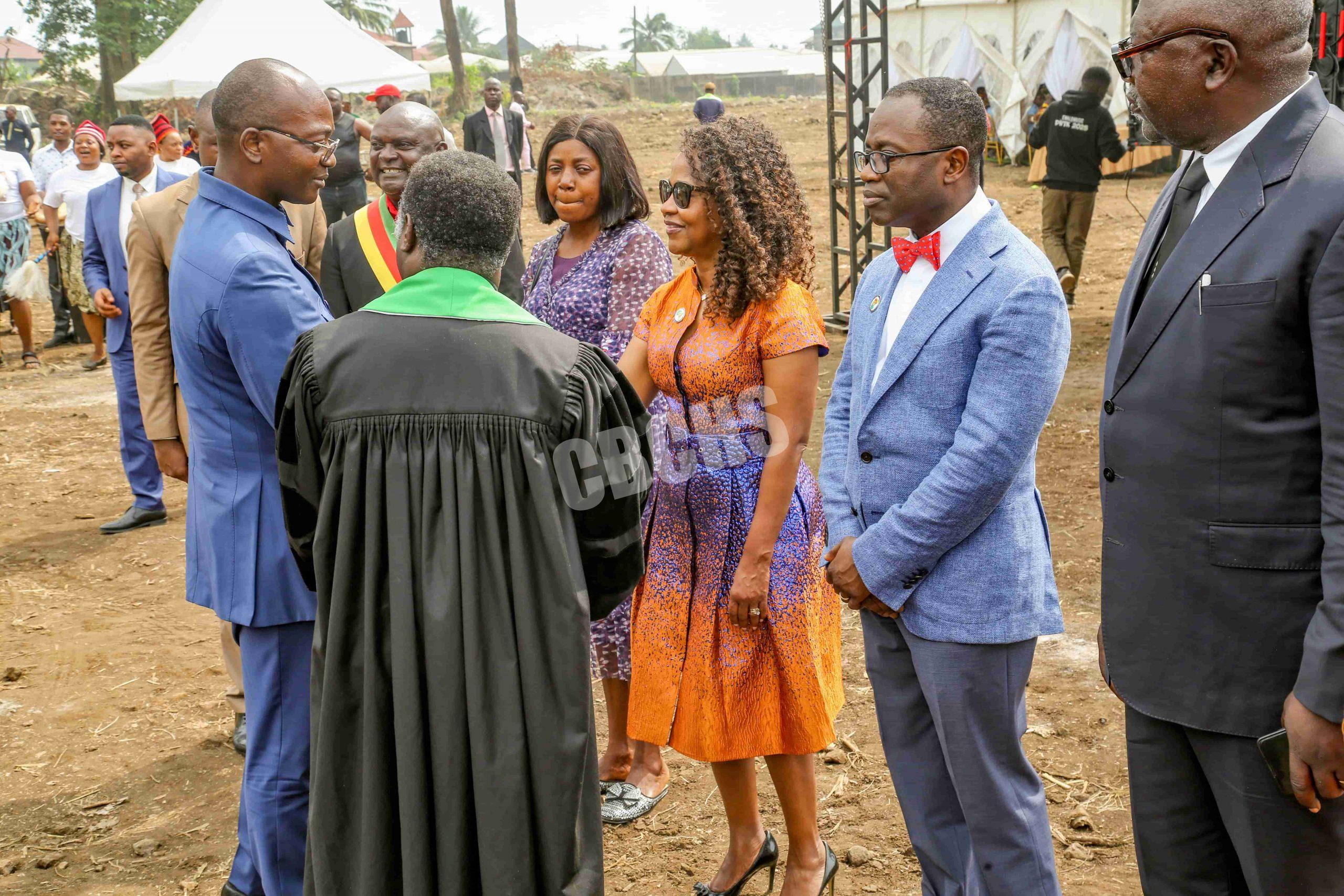 Representative of SW Governor being received at the ceremonial ground