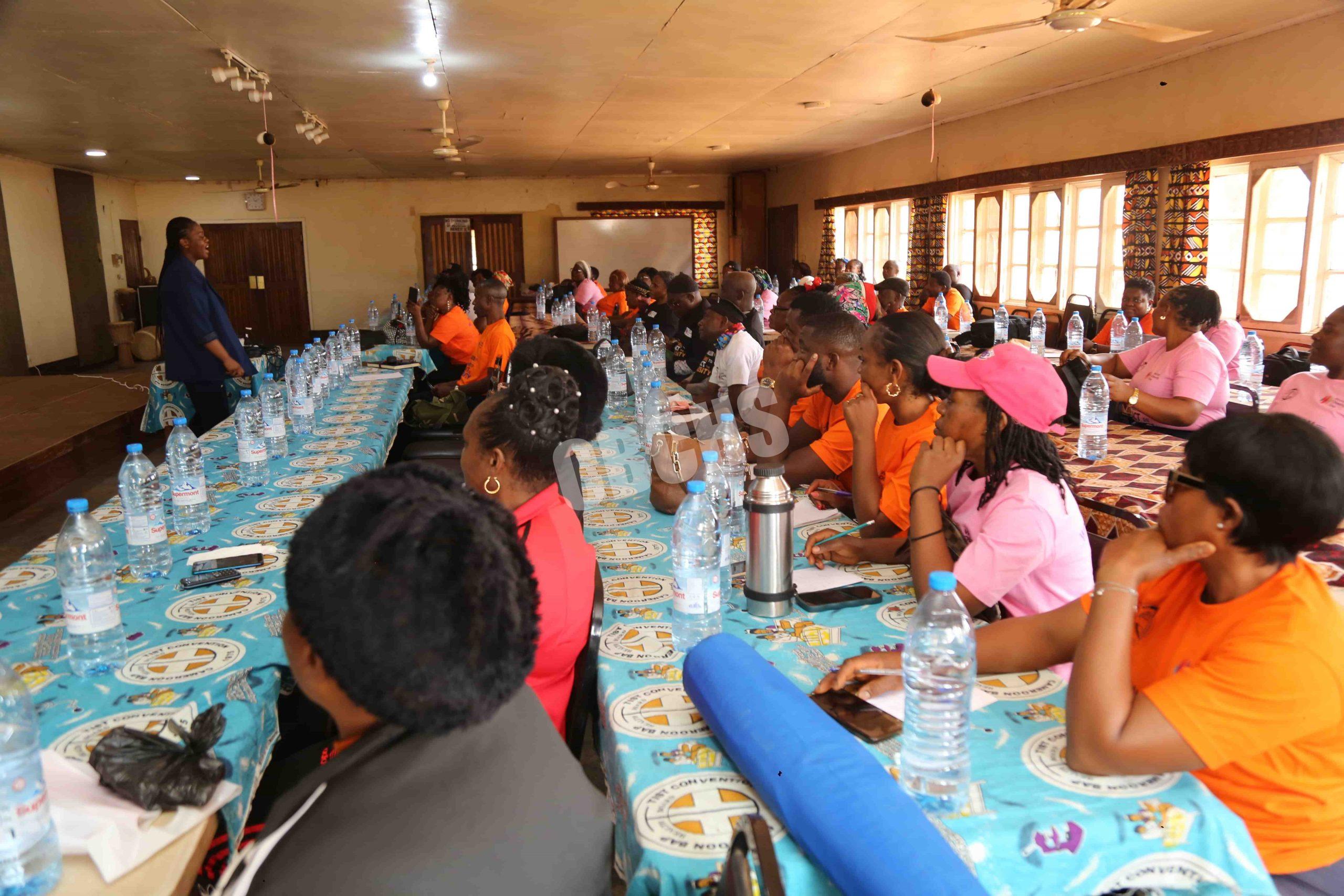 Dr. Beverly Nyanganji presenting on Food Care for diabetes patients