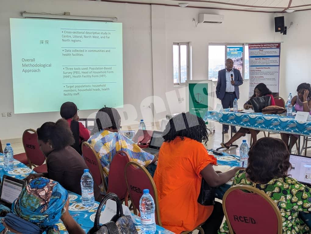 Mr. Mue presenting the EHC survery