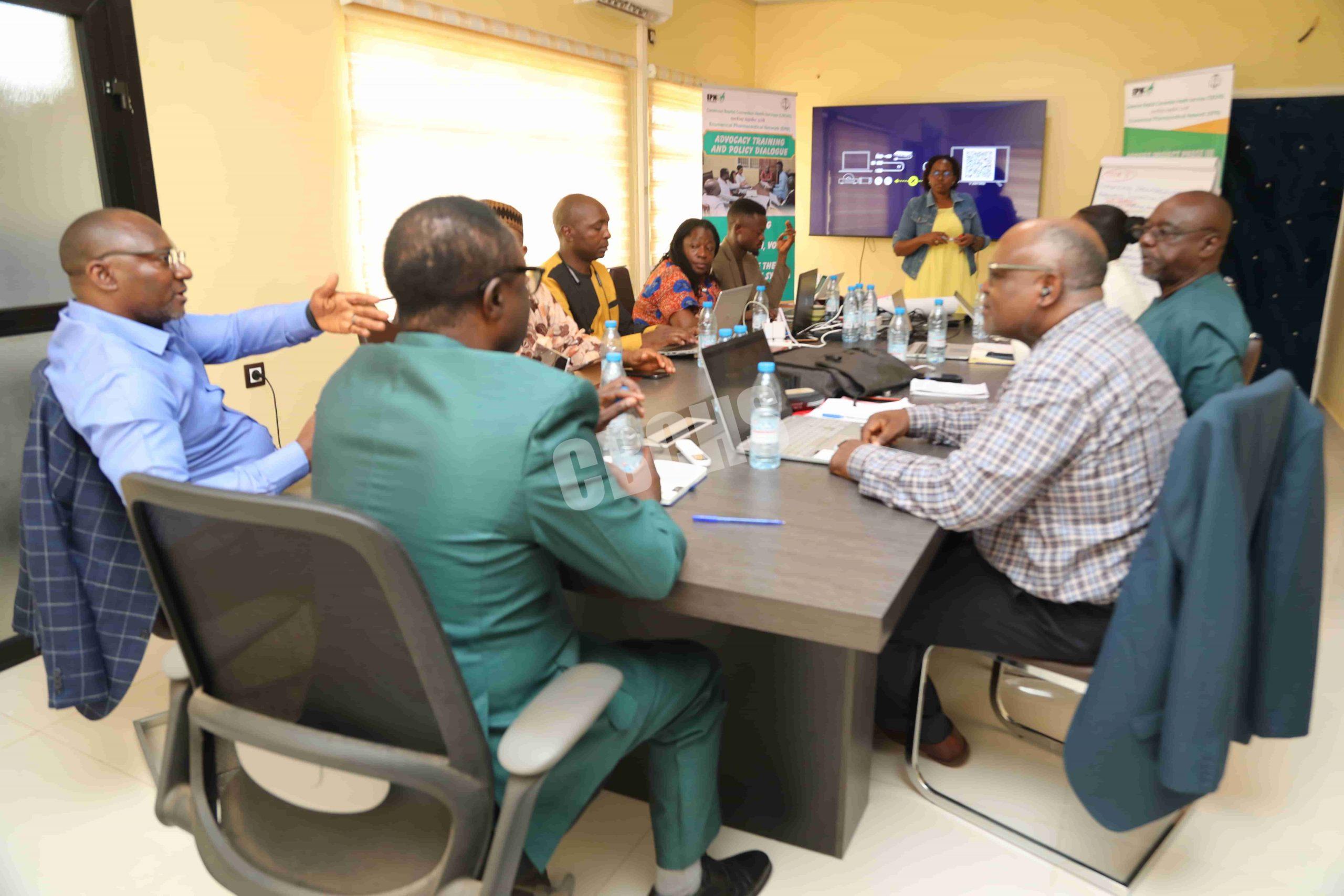 Lead facilitators shedding light in a workshop session